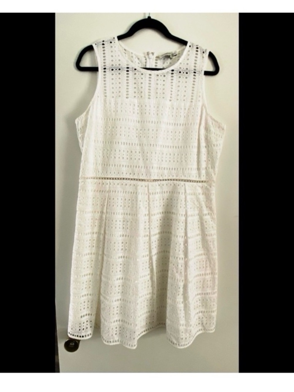 VINEYARD VINES White Eyelet Fit and Flare Dress Size 16. OBO!!!!! - Picture 6 of 9